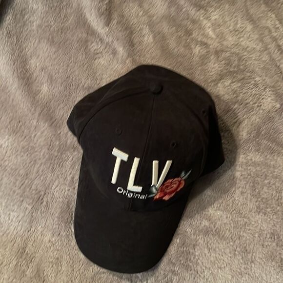 Robin Ruth TLV Original Rose Faux Suede Tel Aviv hat - Picture 2 of 6